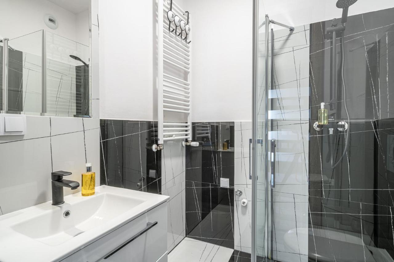 Rentplanet - Apartamenty Na Grobli Wrocław Eksteriør billede